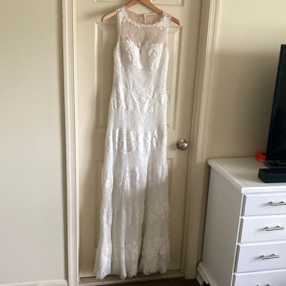 Galina WG3953 wedding dress, soft white, Sz 4